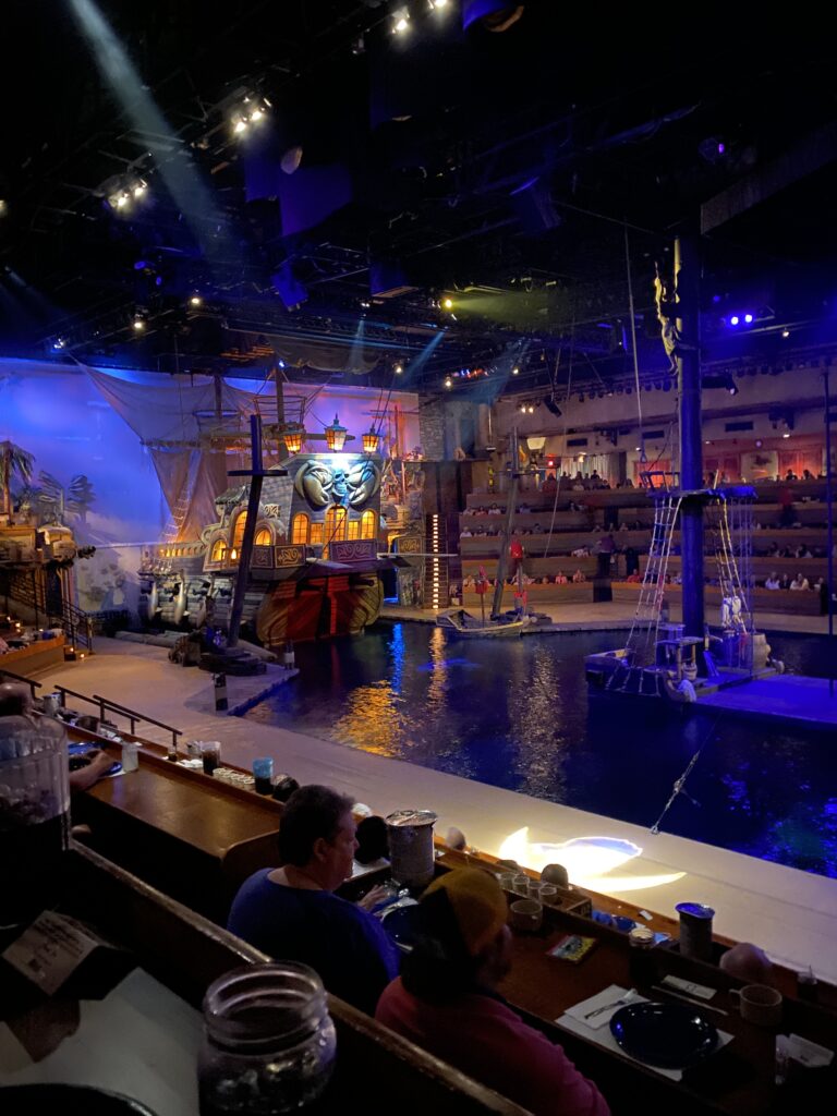 pirates voyage meal options
